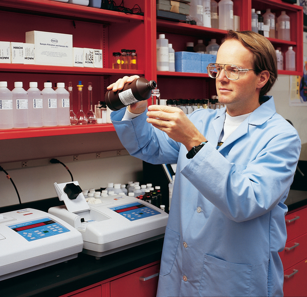 美國HACH哈希2100AN 型臺式濁度儀