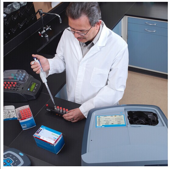 美國HACH DR6000臺式紫外可見分光光度計