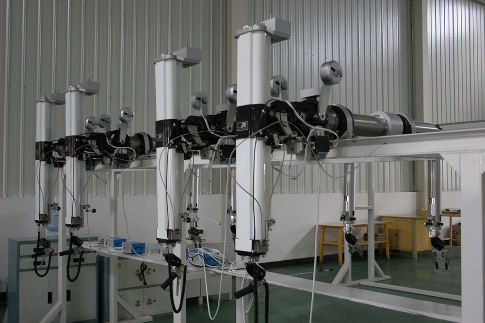 LJ105型大中型熱室機械手